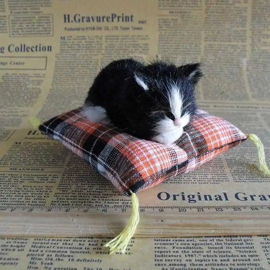 Realistic Napping Cat Ornament – Lifelike Cat Cushion Decor for Home & Desk